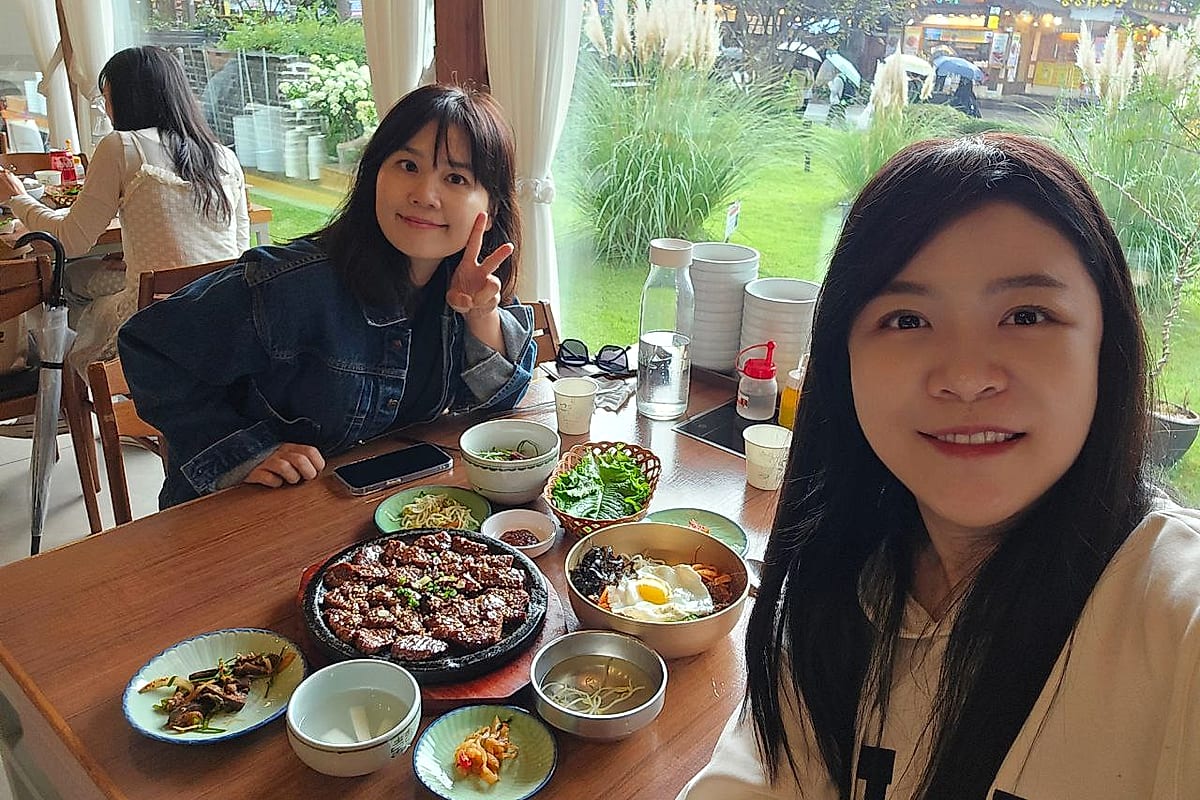 全州石板排骨与拌饭:同行者用餐合照