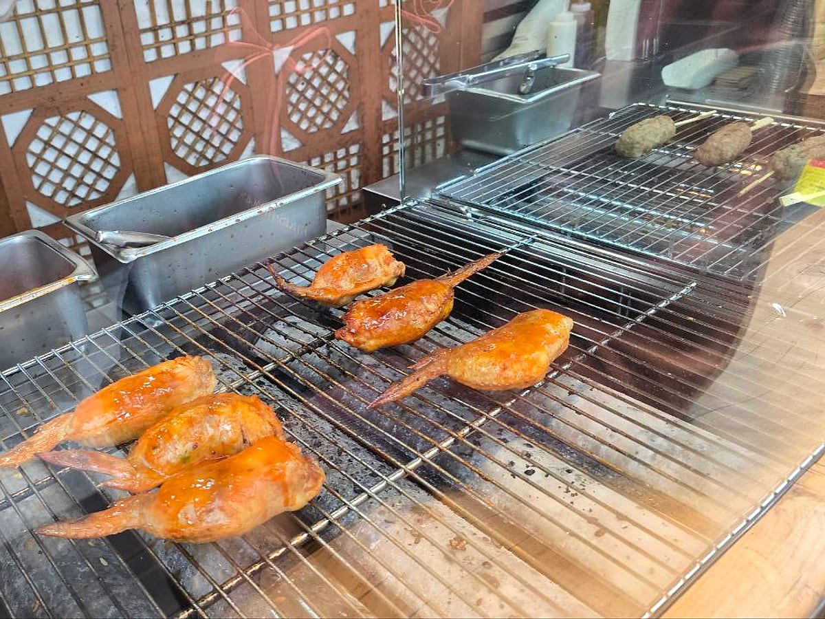 全州韩屋村街边小吃:糖饼制作