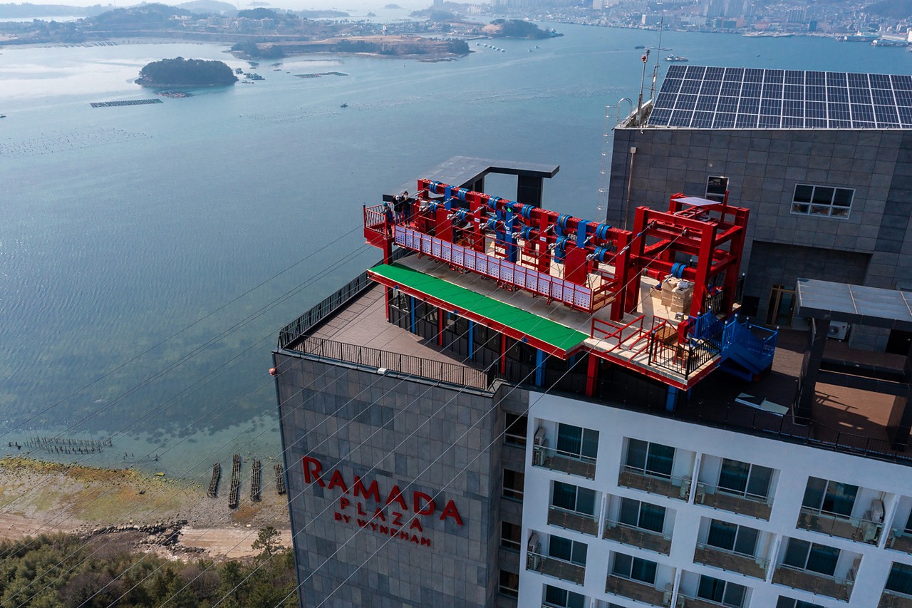 丽水 Ramada ZipTrek 高空滑索：照片5