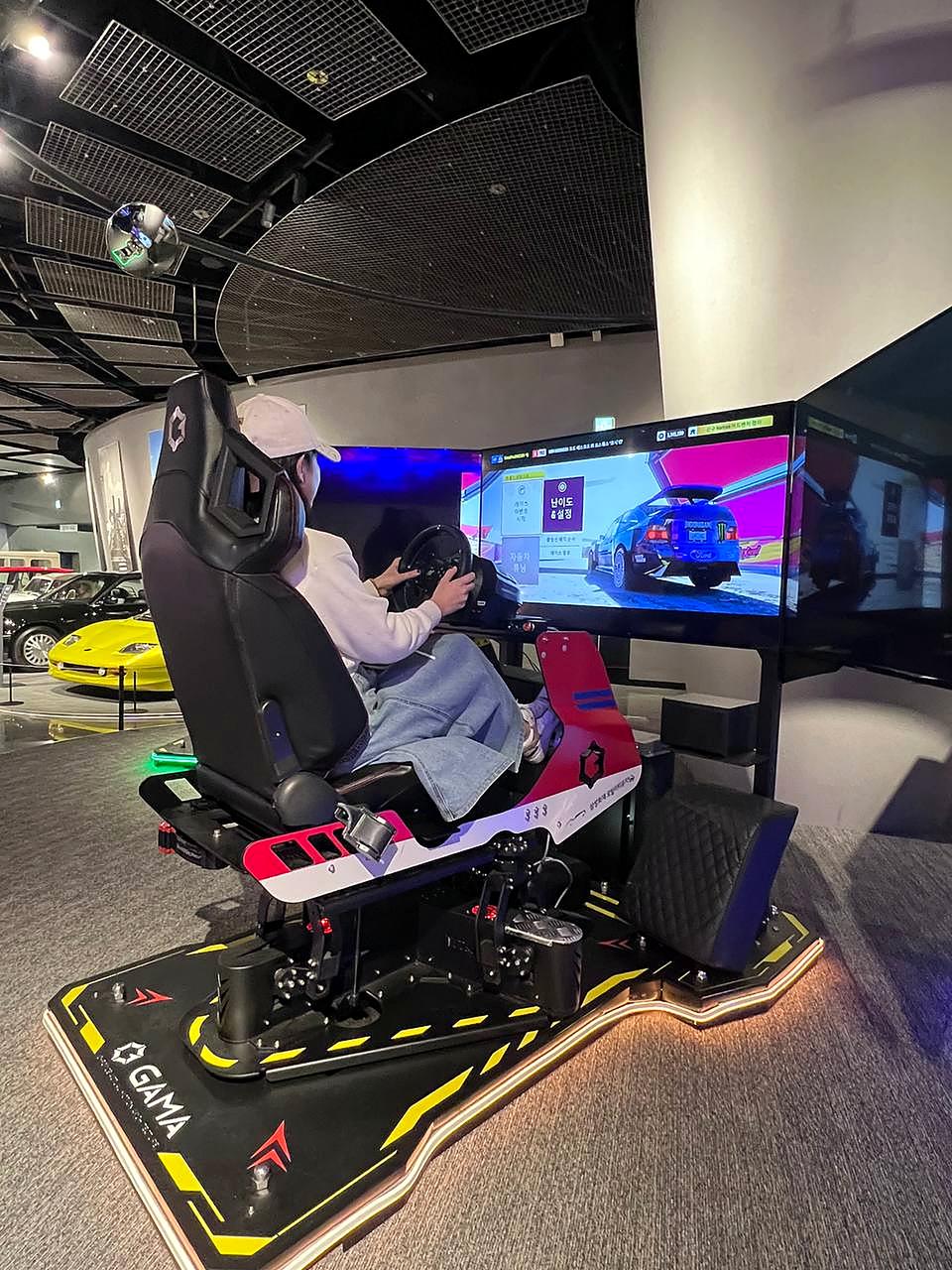 三星汽车交通博物馆 赛车模拟器体验