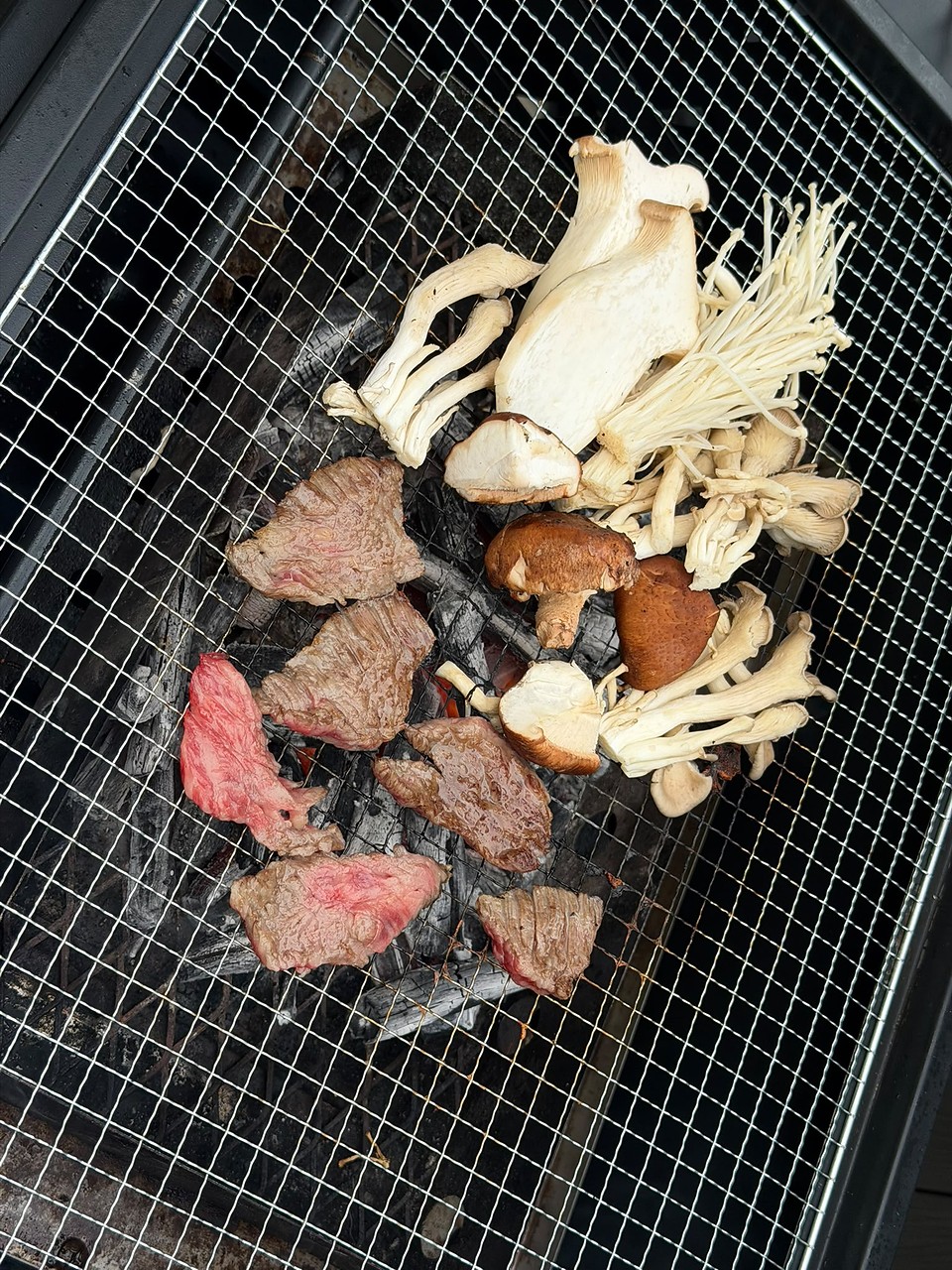 烤牛肉与蘑菇